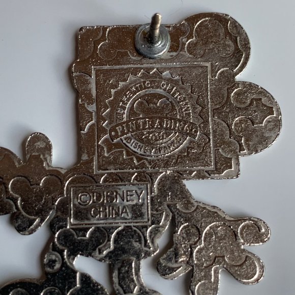 Disney Oh Mickey Happy Mickey, Pink Square Walt Disney Pin from 2010 - Picture 2 of 4